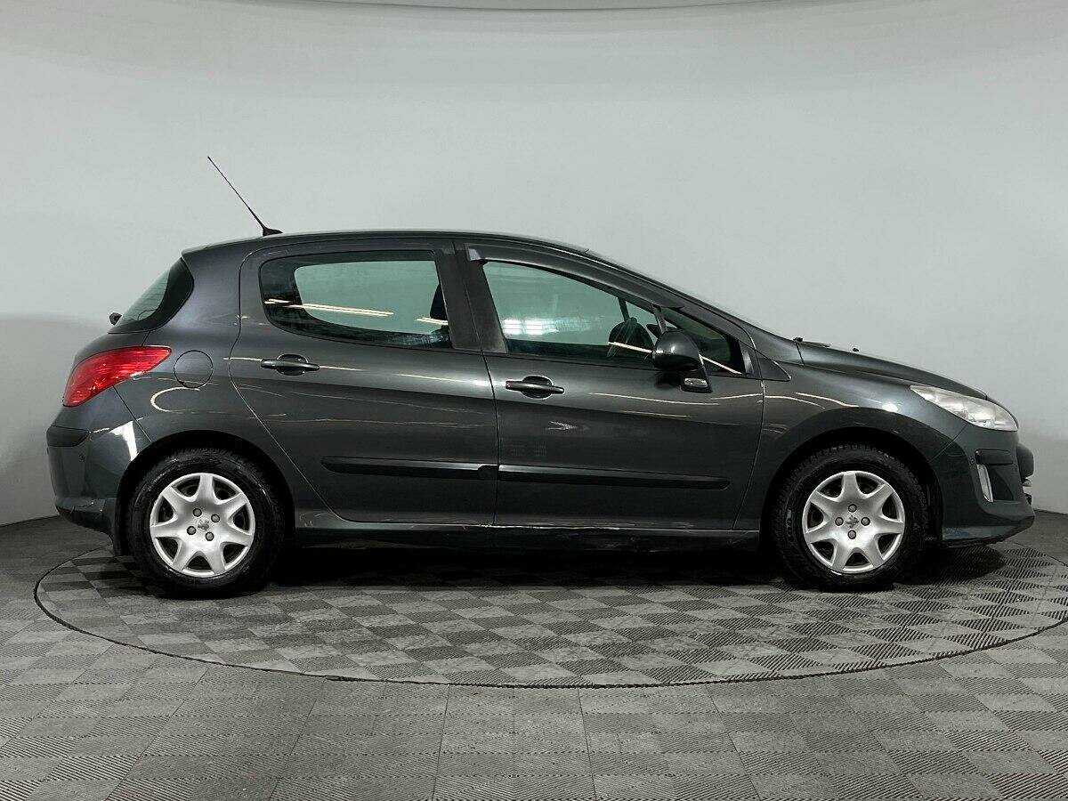 Купить Peugeot 308 с пробегом. Фото: #3
