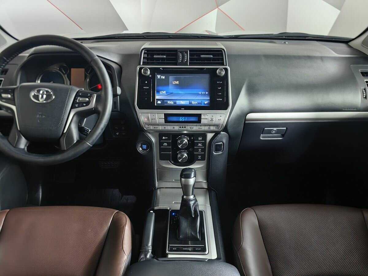 Купить Toyota Land Cruiser Prado с пробегом. Фото: #10