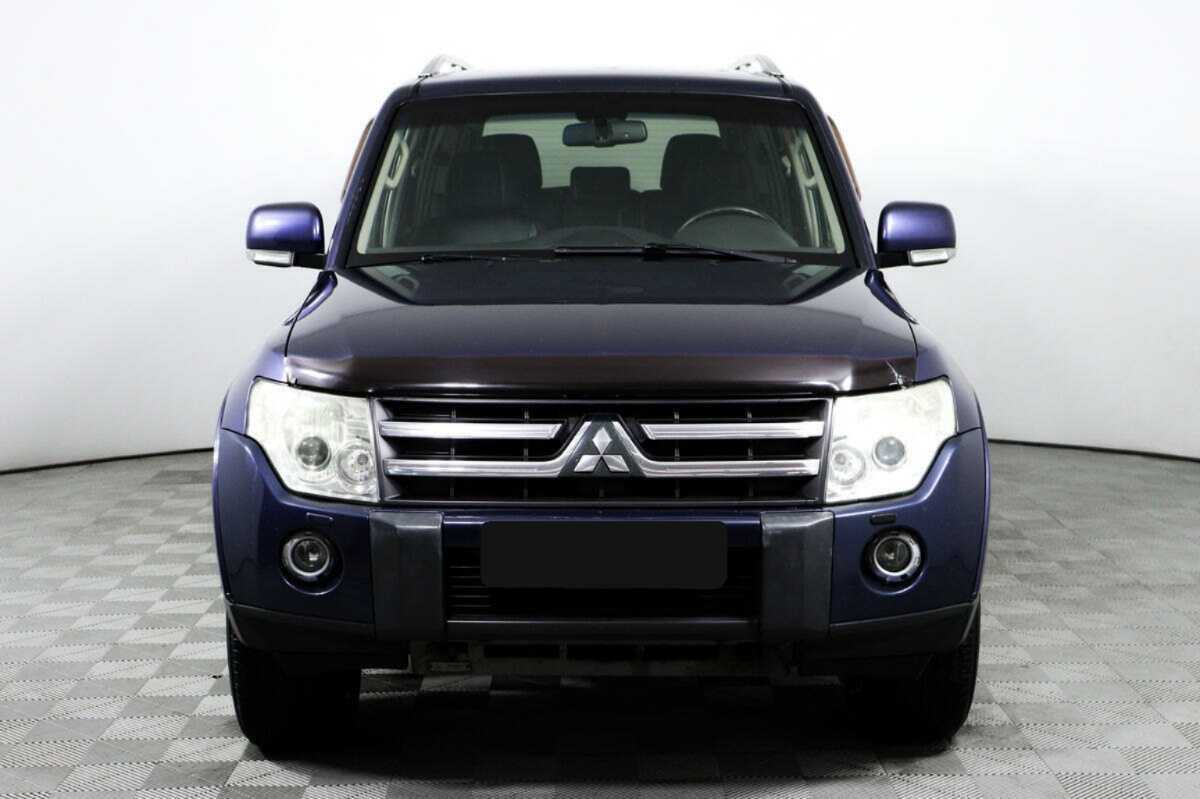 Купить Mitsubishi Pajero с пробегом. Фото: #1