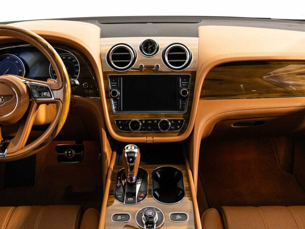 Купить Bentley Bentayga с пробегом. Фото: #12