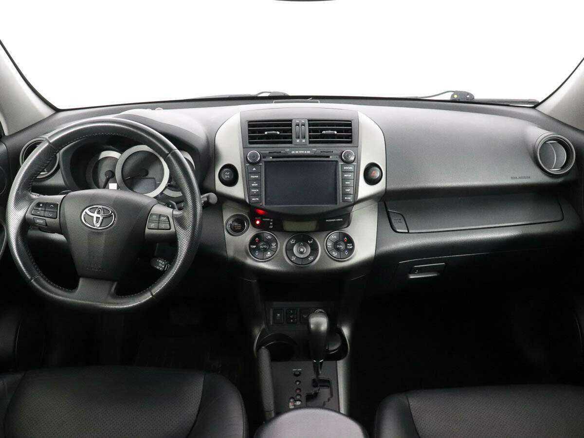 Купить Toyota RAV4 с пробегом. Фото: #10
