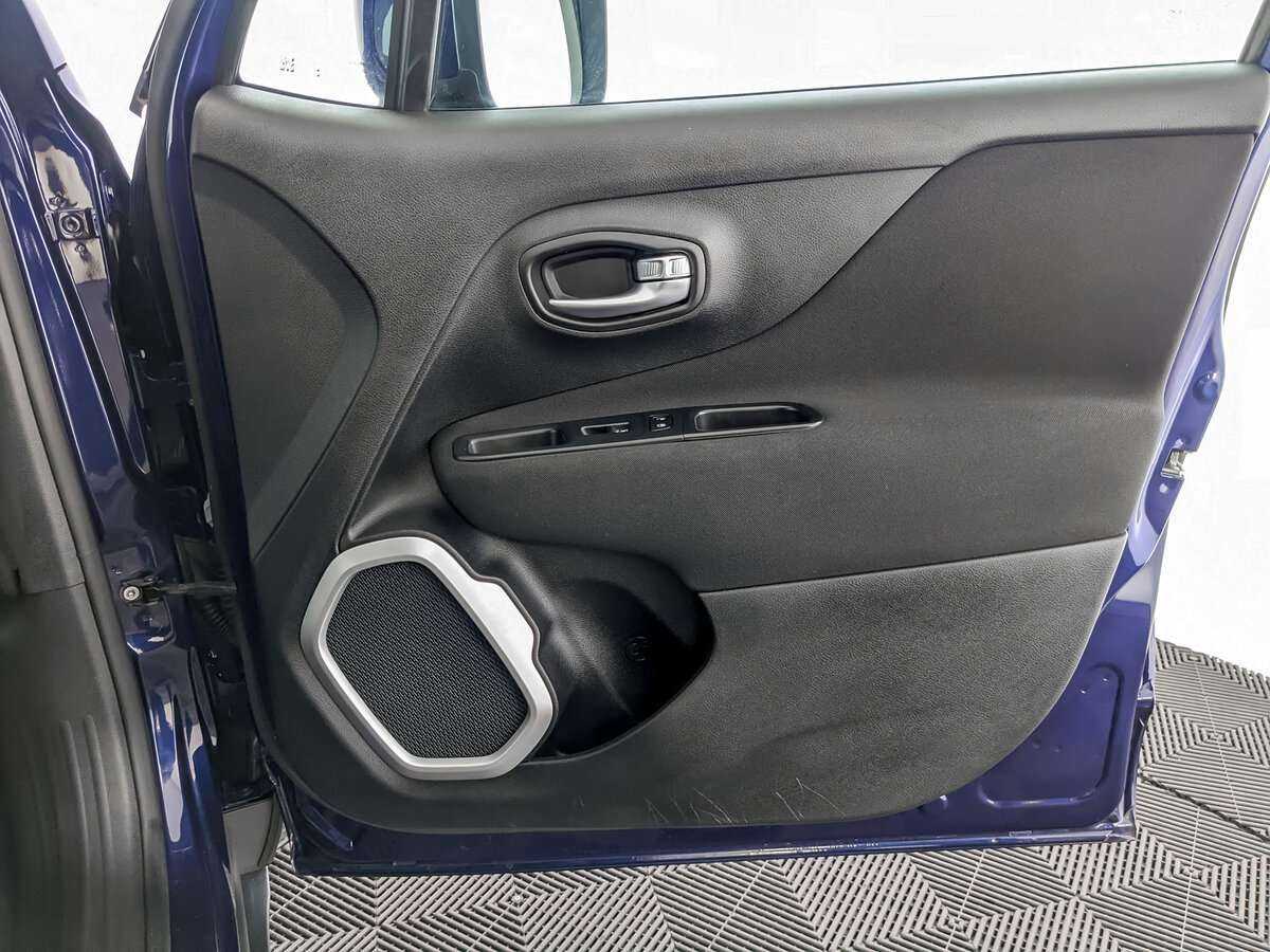 Купить Jeep Renegade с пробегом. Фото: #19