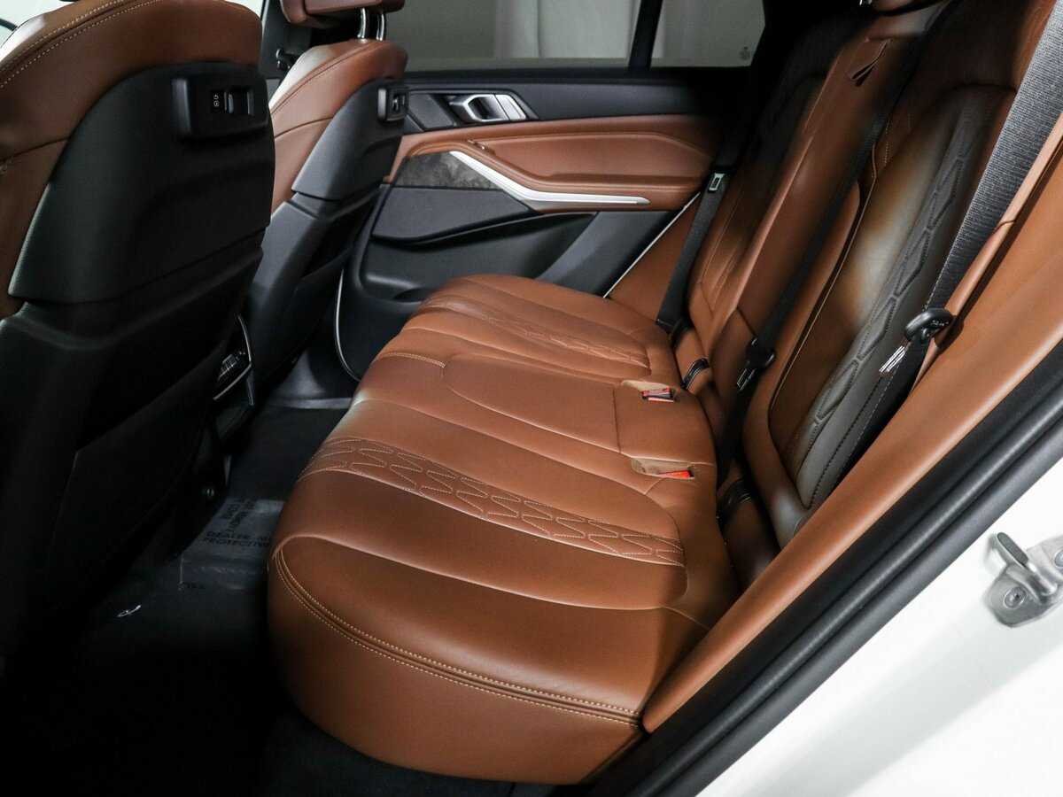 Купить BMW X5 с пробегом. Фото: #6