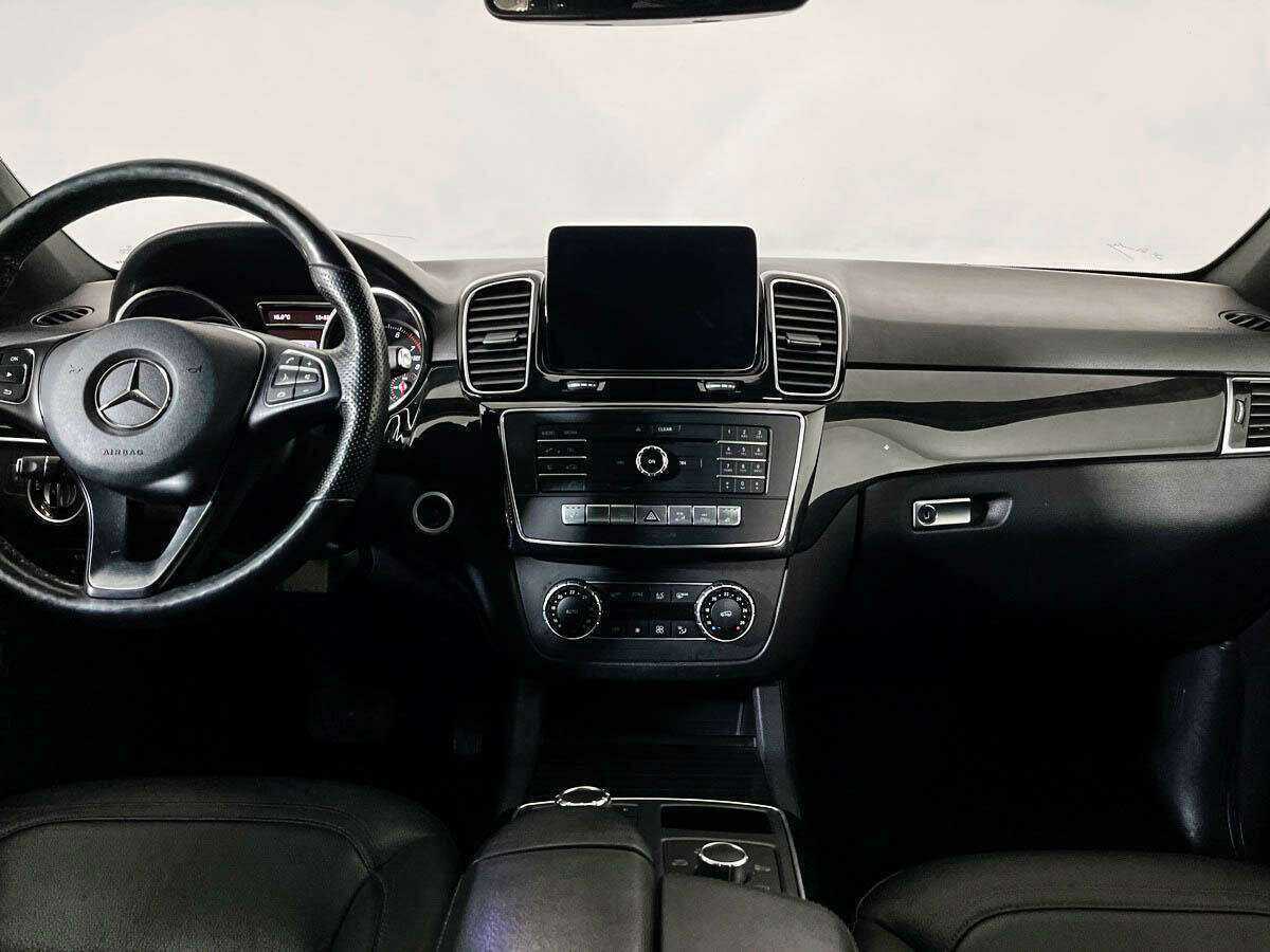Купить Mercedes-Benz GLE с пробегом. Фото: #8