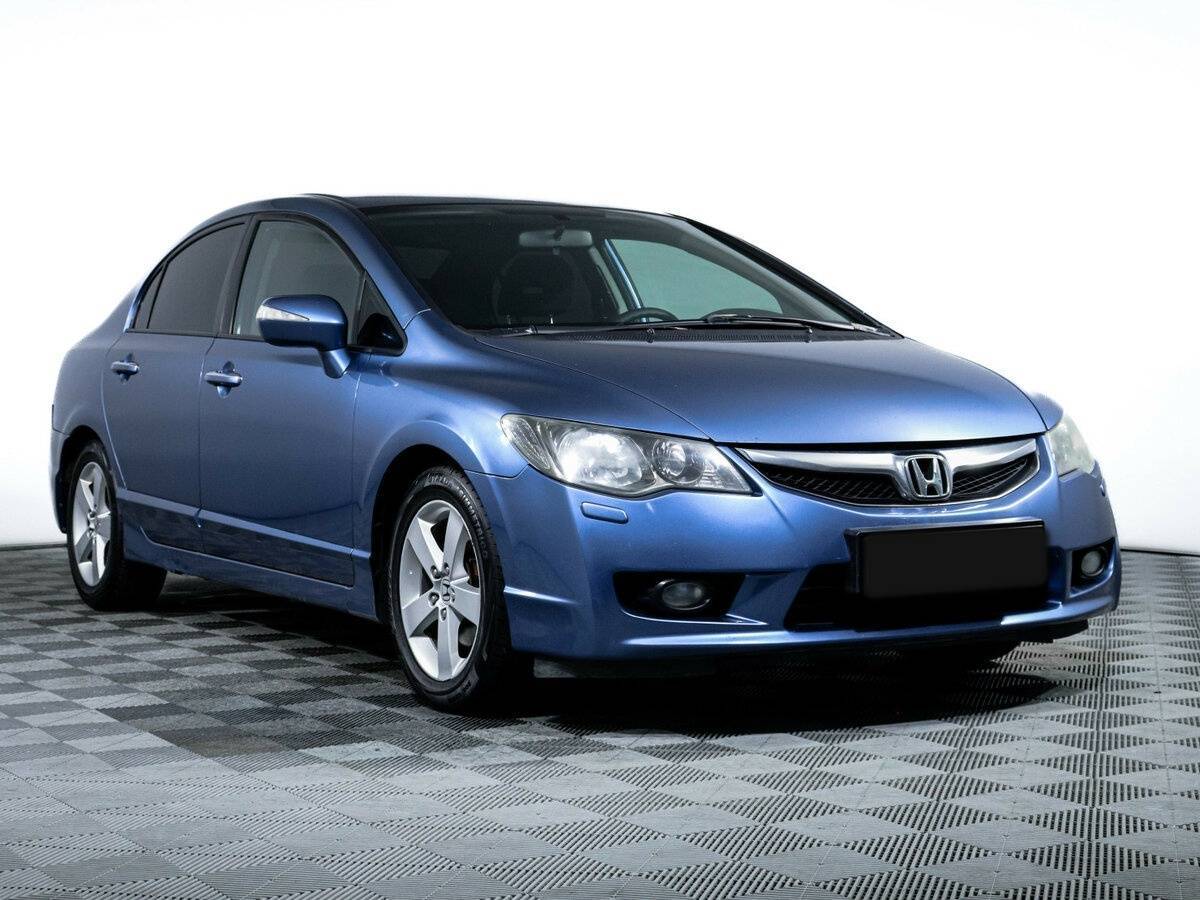 Купить Honda Civic с пробегом. Фото: #2