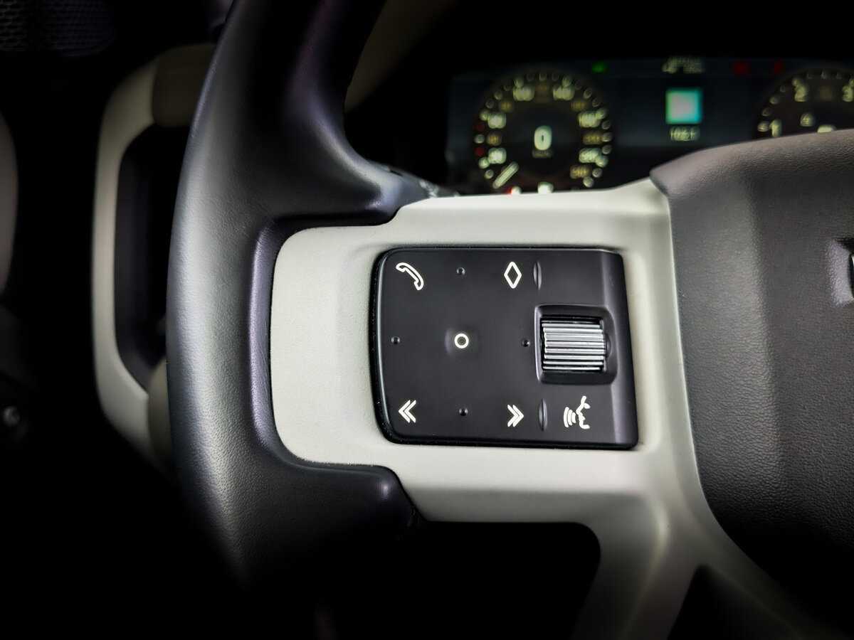 Купить Land Rover Defender с пробегом. Фото: #26