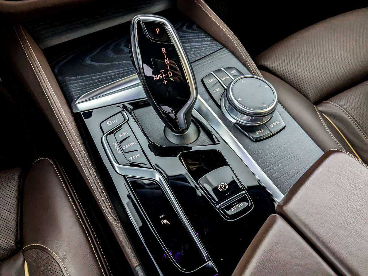 Купить BMW 5 серии с пробегом. Фото: #22
