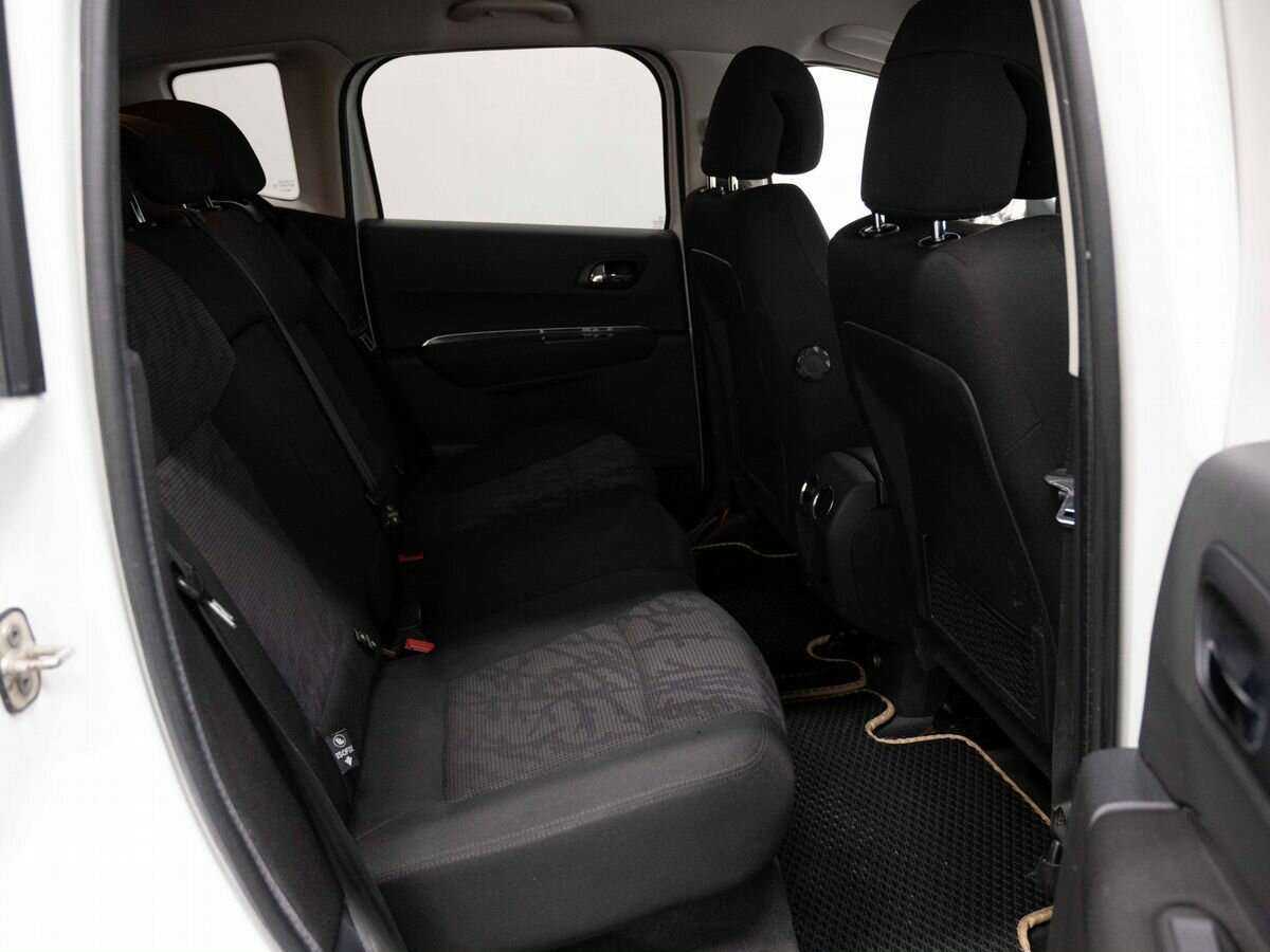 Купить Peugeot 3008 с пробегом. Фото: #9