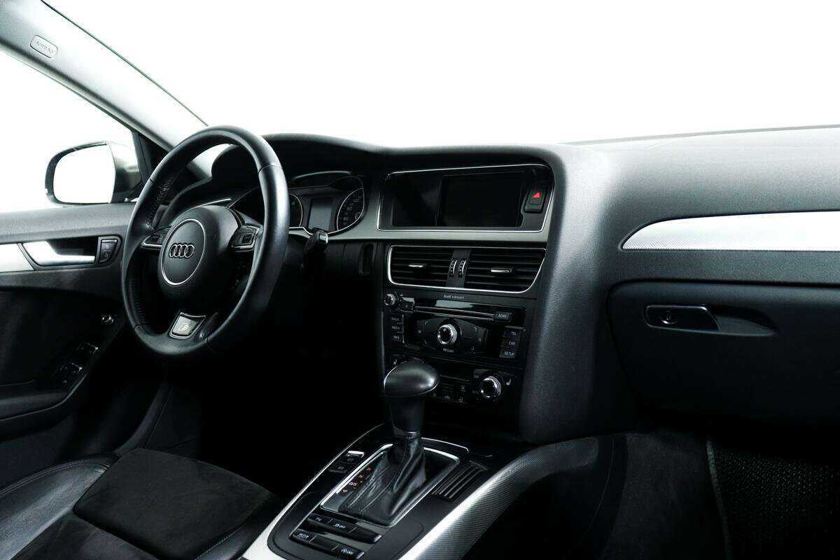 Купить Audi A4 с пробегом. Фото: #8