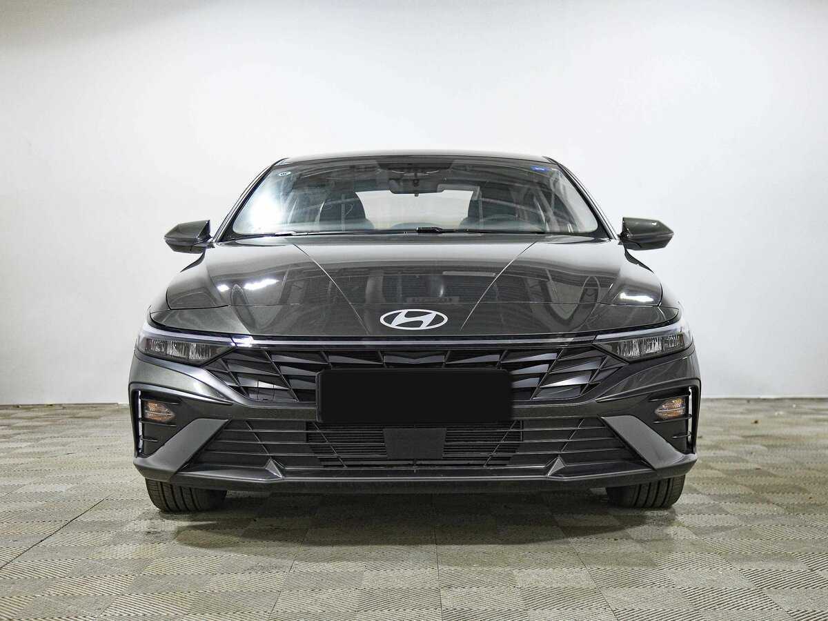 Купить Hyundai Elantra с пробегом. Фото: #1