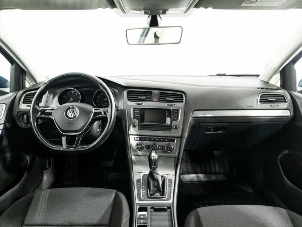 Купить Volkswagen Golf с пробегом. Фото: #12