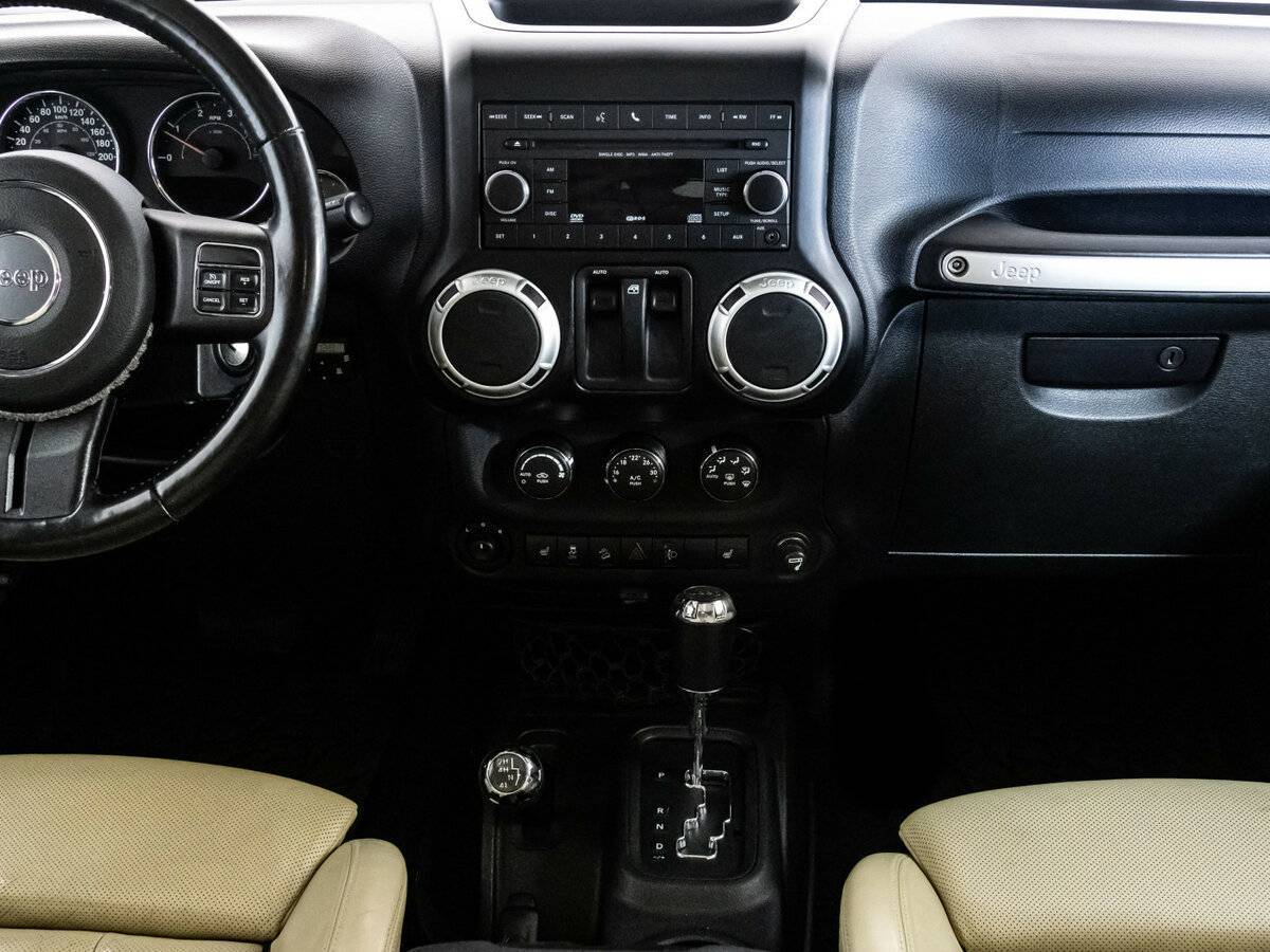 Купить Jeep Wrangler с пробегом. Фото: #15