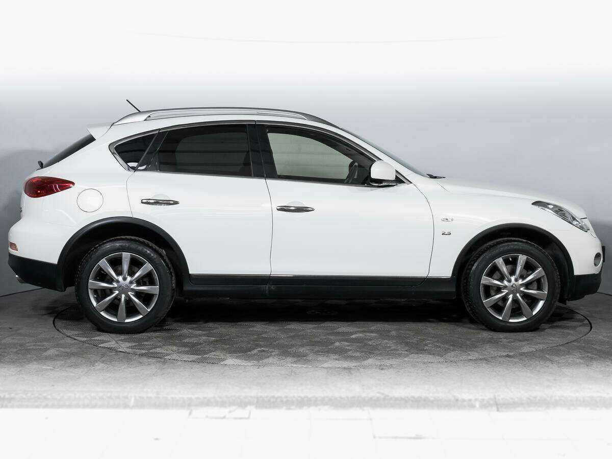 Купить Infiniti QX50 с пробегом. Фото: #3