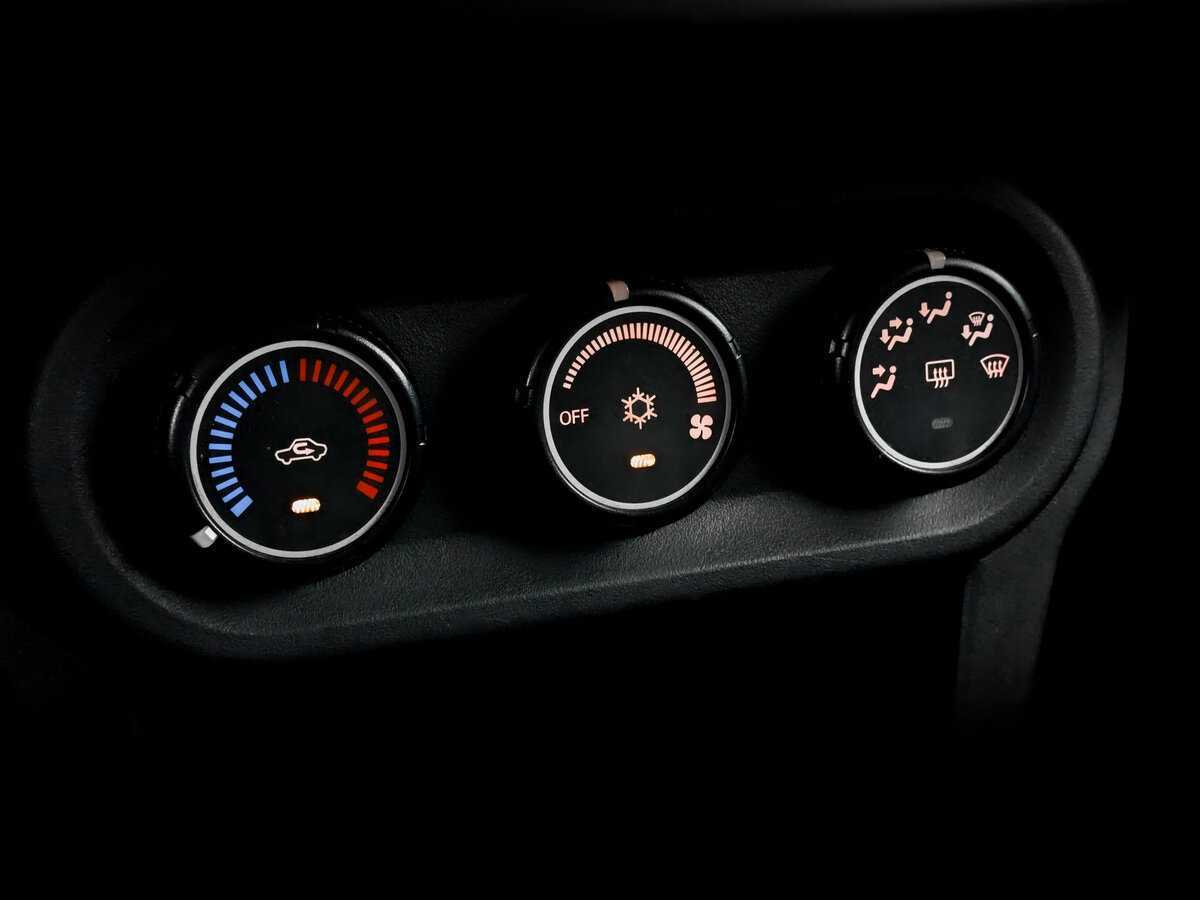 Купить Mitsubishi Lancer с пробегом. Фото: #23