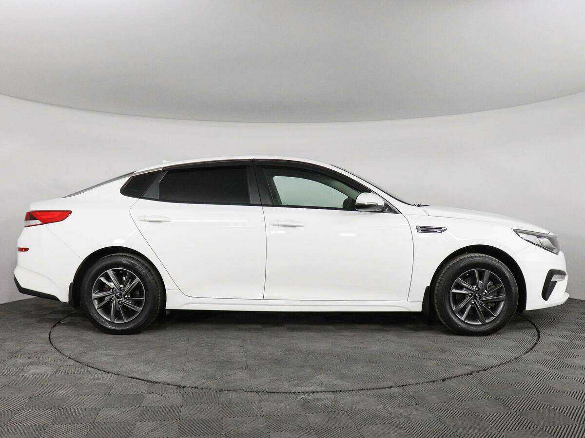 Купить Kia Optima с пробегом. Фото: #3