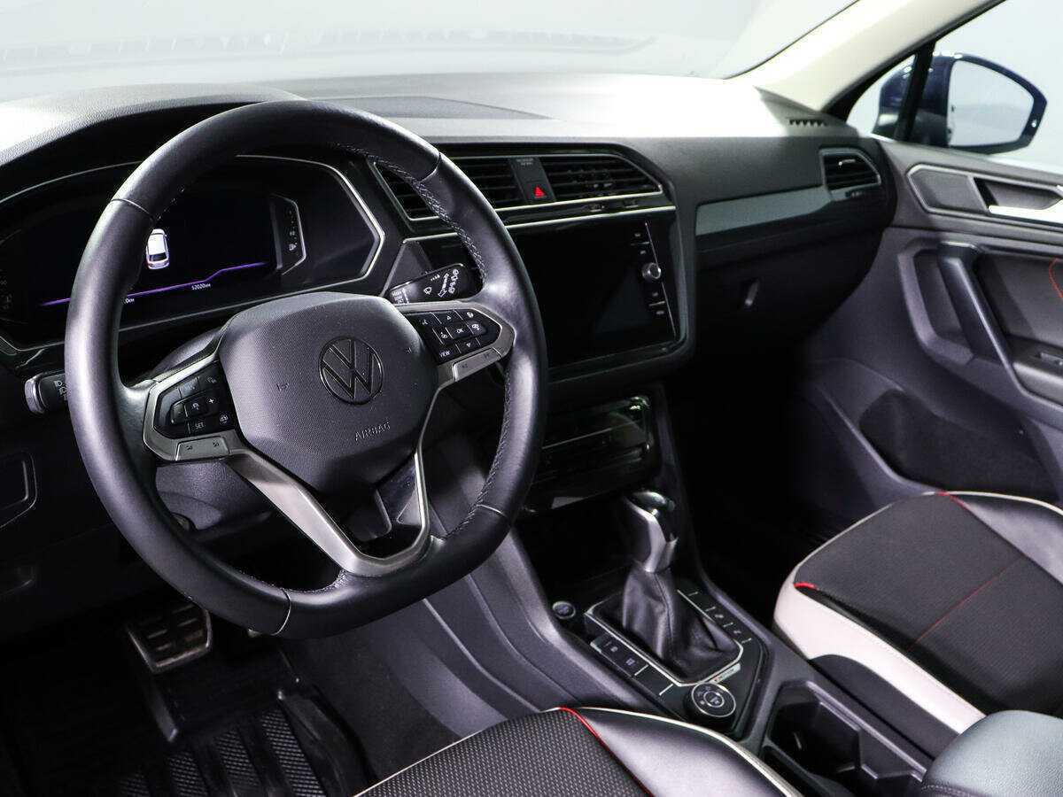 Купить Volkswagen Tiguan с пробегом. Фото: #11