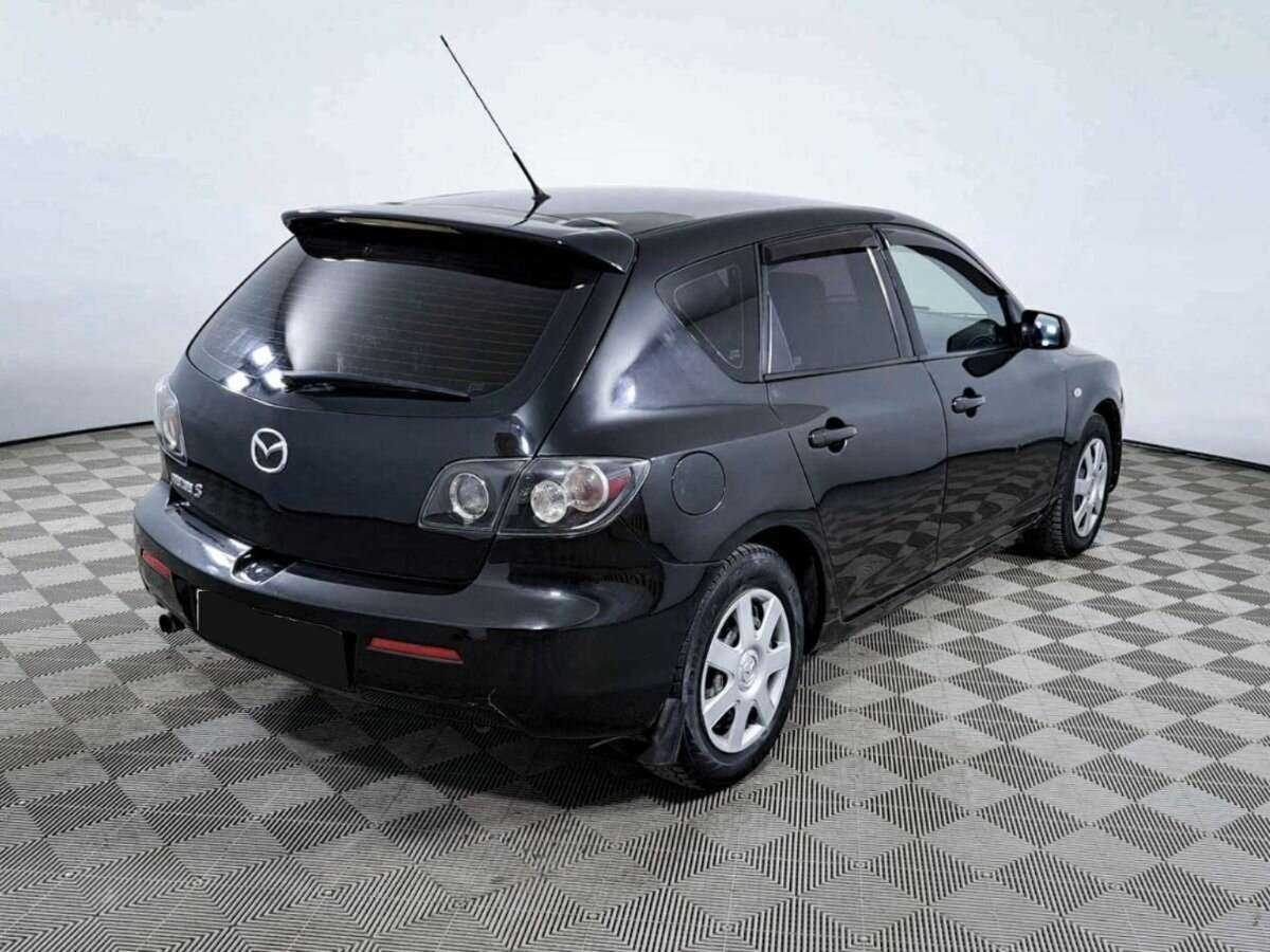 Купить Mazda 3 с пробегом. Фото: #2