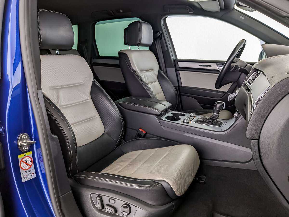 Купить Volkswagen Touareg с пробегом. Фото: #19