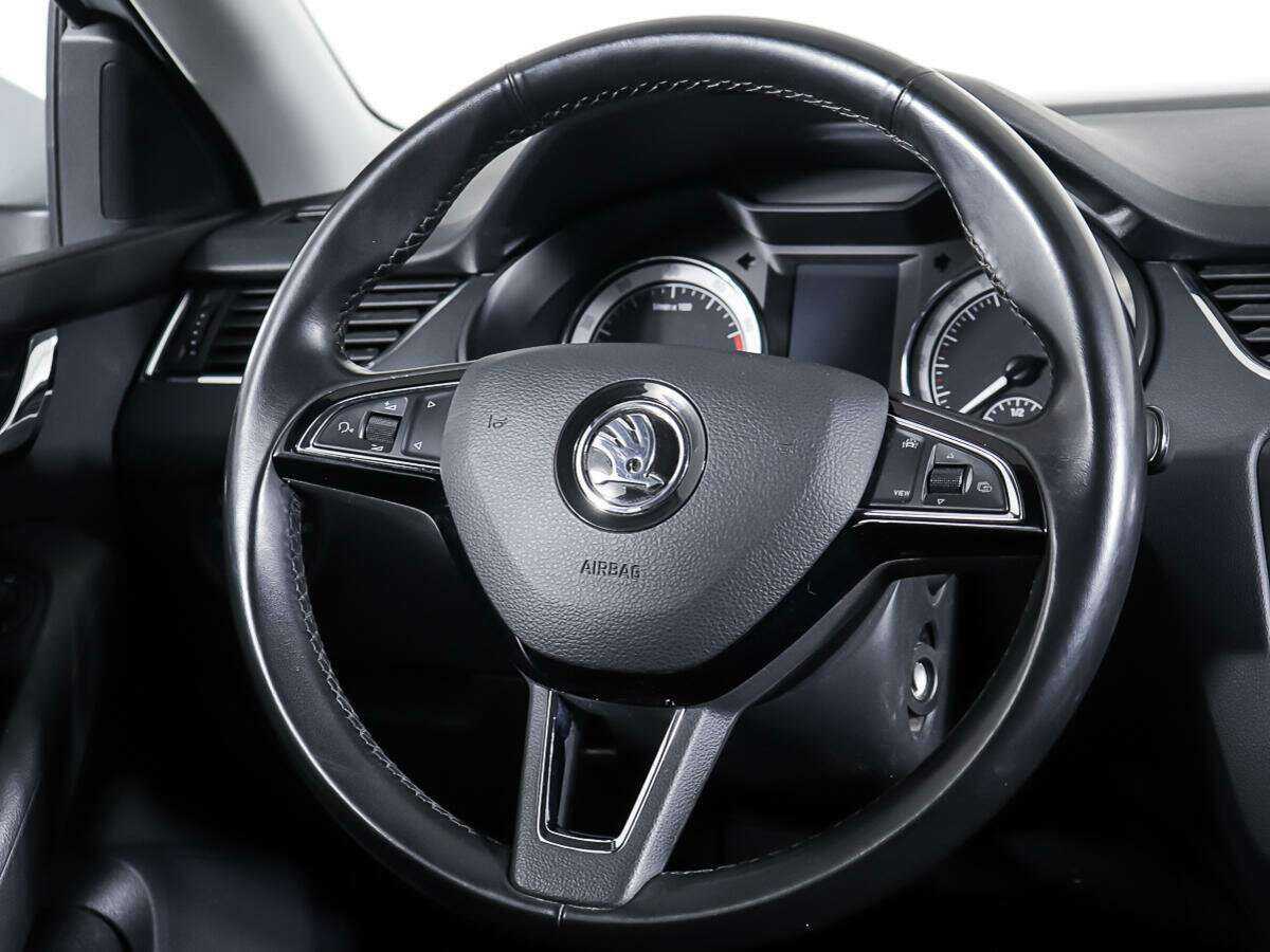 Купить Skoda Octavia с пробегом. Фото: #13