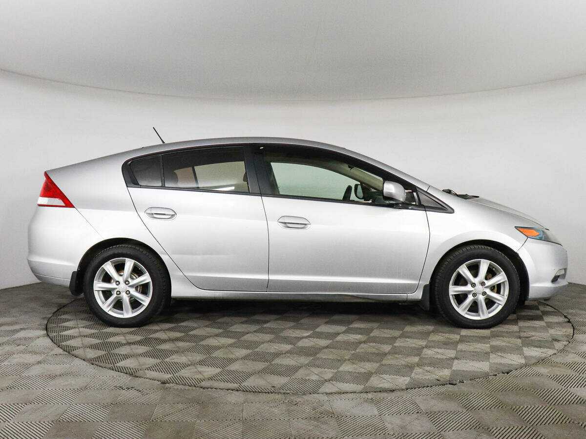 Купить Honda Insight с пробегом. Фото: #3
