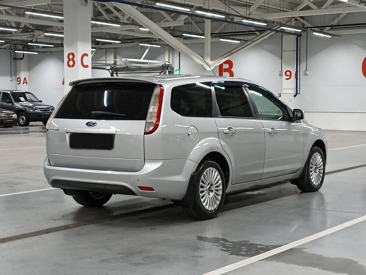 Купить Ford Focus с пробегом. Фото: #4