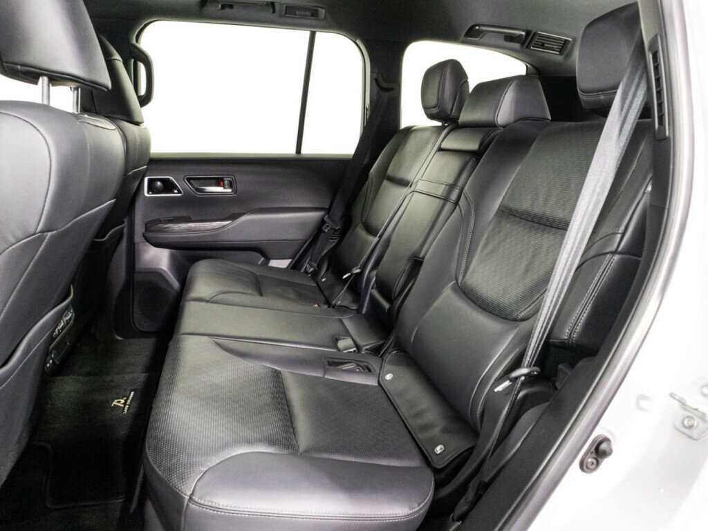 Купить Toyota Land Cruiser с пробегом. Фото: #9