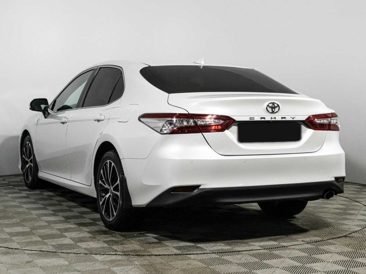 Купить Toyota Camry с пробегом. Фото: #5