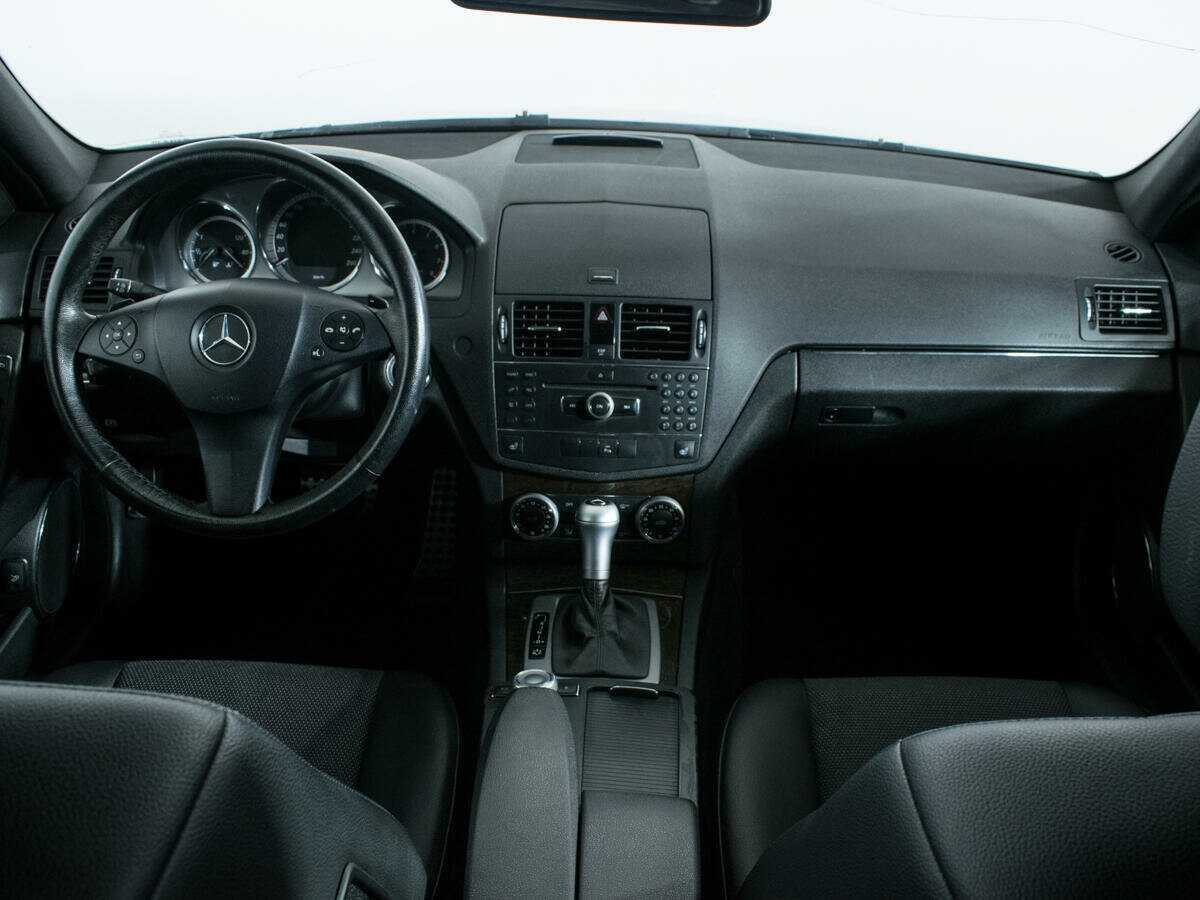 Купить Mercedes-Benz C-Класс с пробегом. Фото: #11