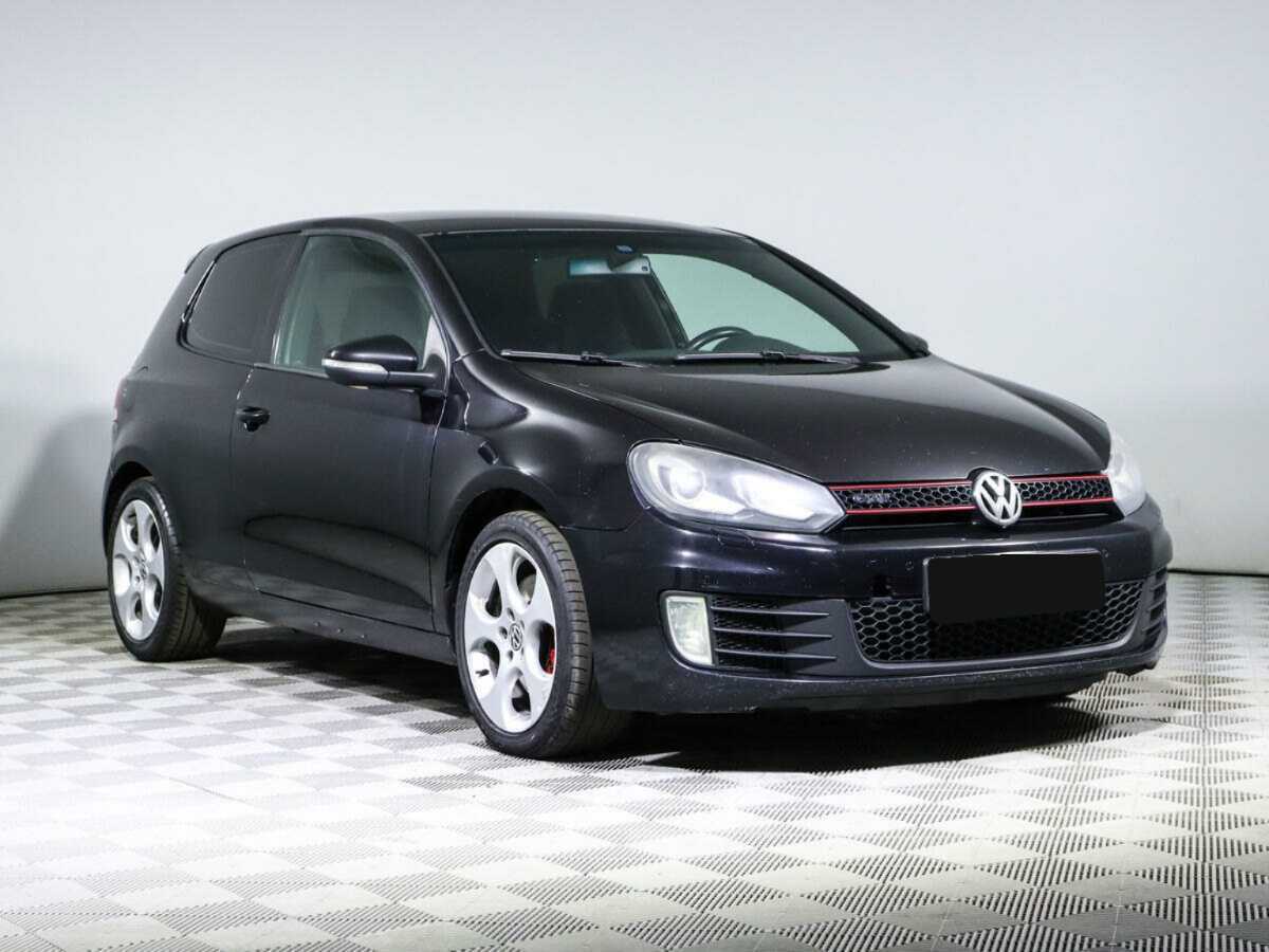 Купить Volkswagen Golf GTI с пробегом. Фото: #2