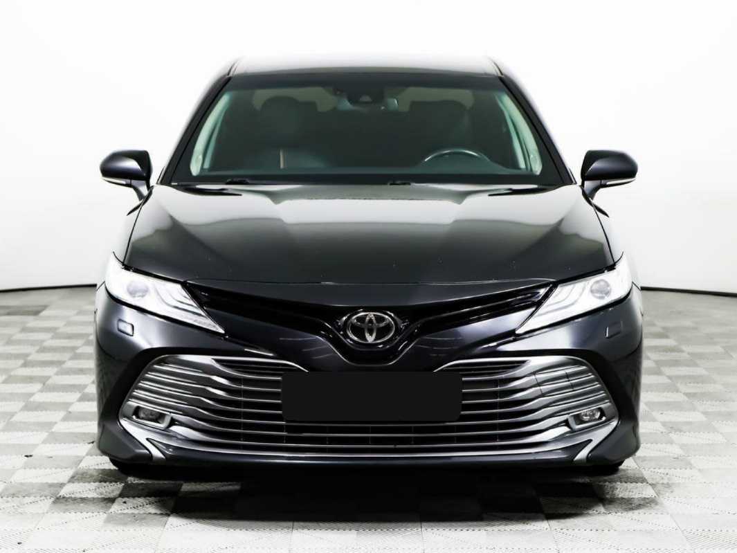 Купить Toyota Camry с пробегом. Фото: #1