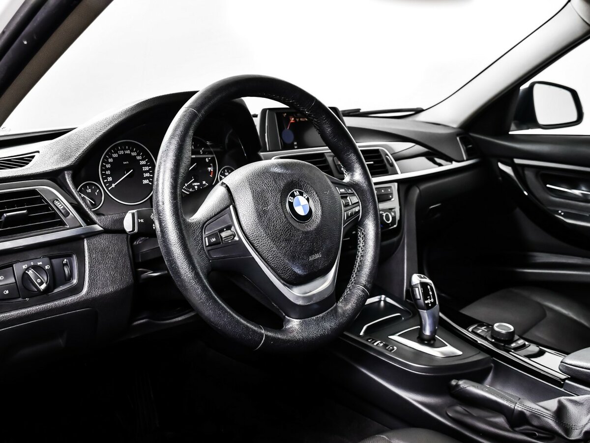 Купить BMW 3 серии с пробегом. Фото: #12