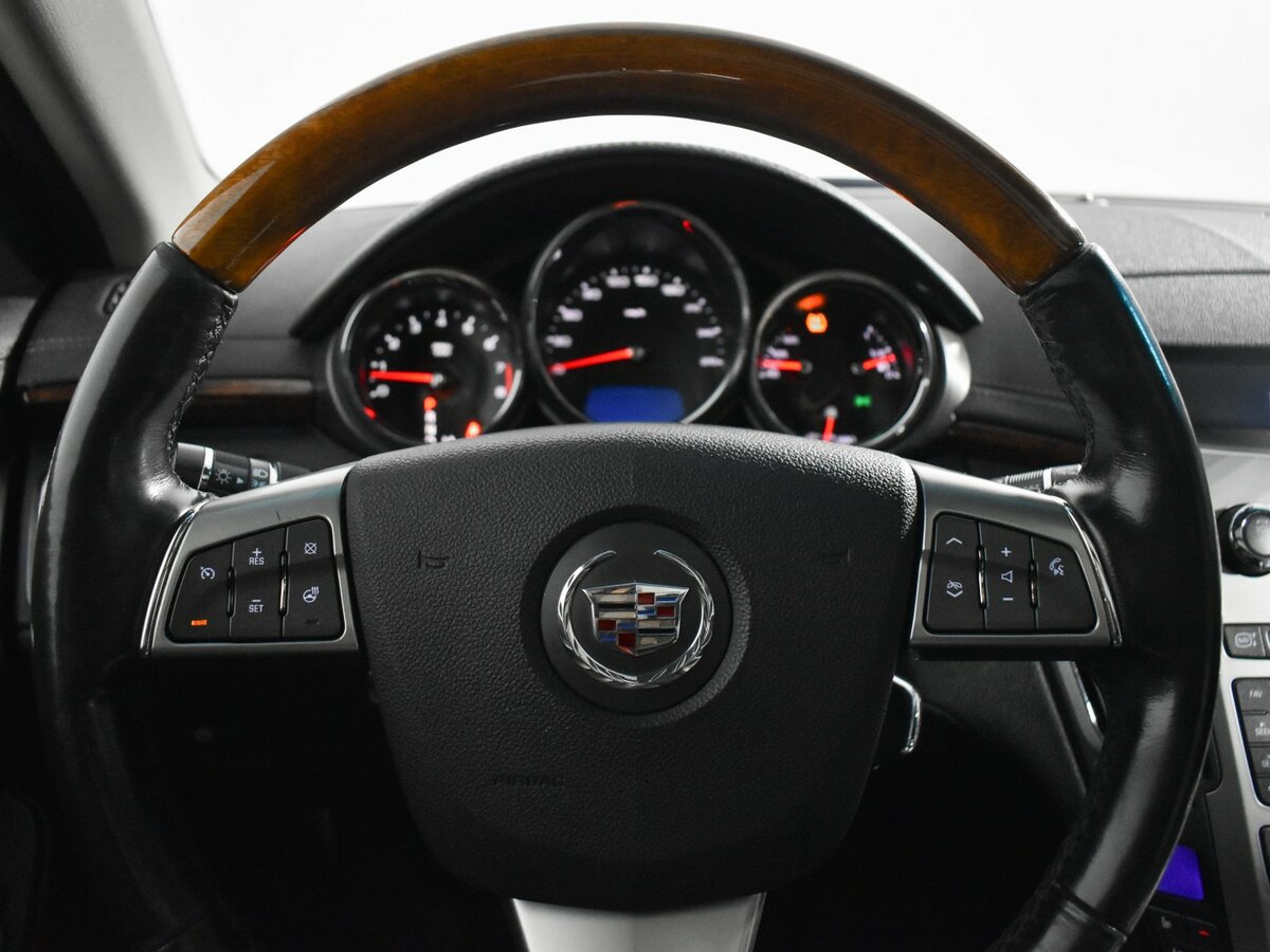 Купить Cadillac CTS с пробегом. Фото: #16