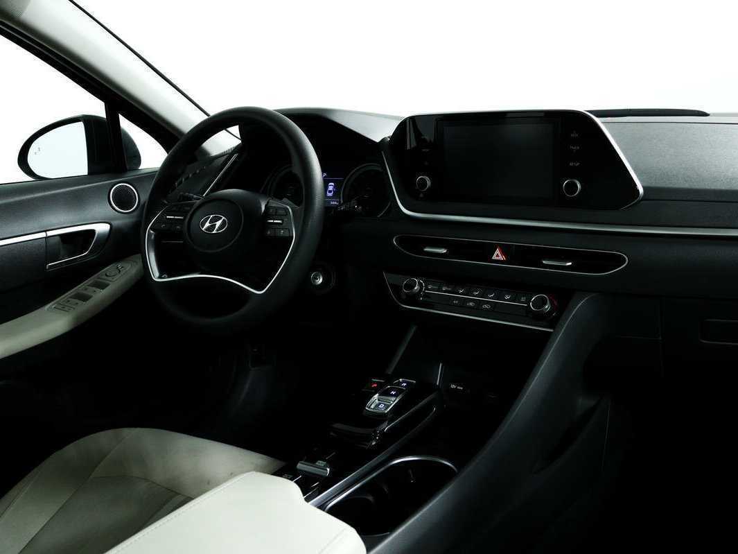 Купить Hyundai Sonata с пробегом. Фото: #8