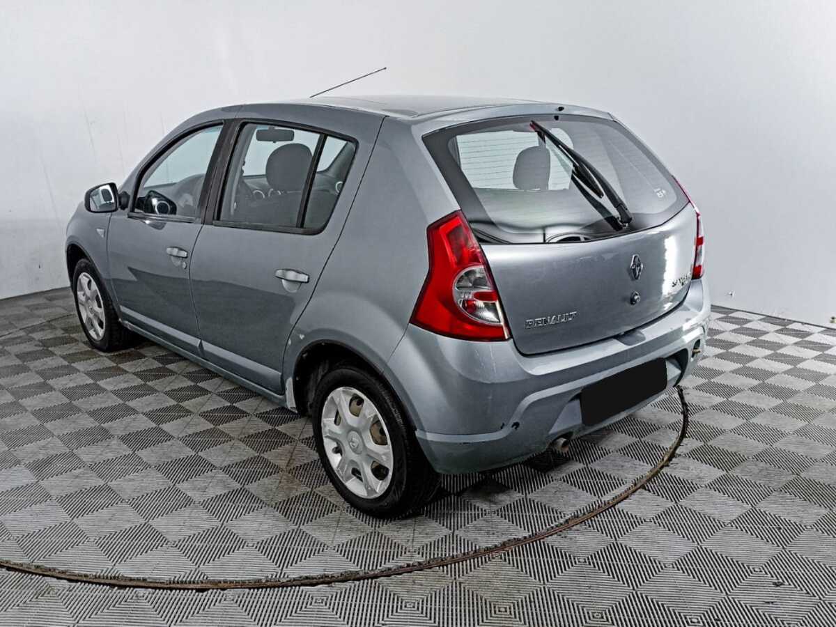 Купить Renault Sandero с пробегом. Фото: #6
