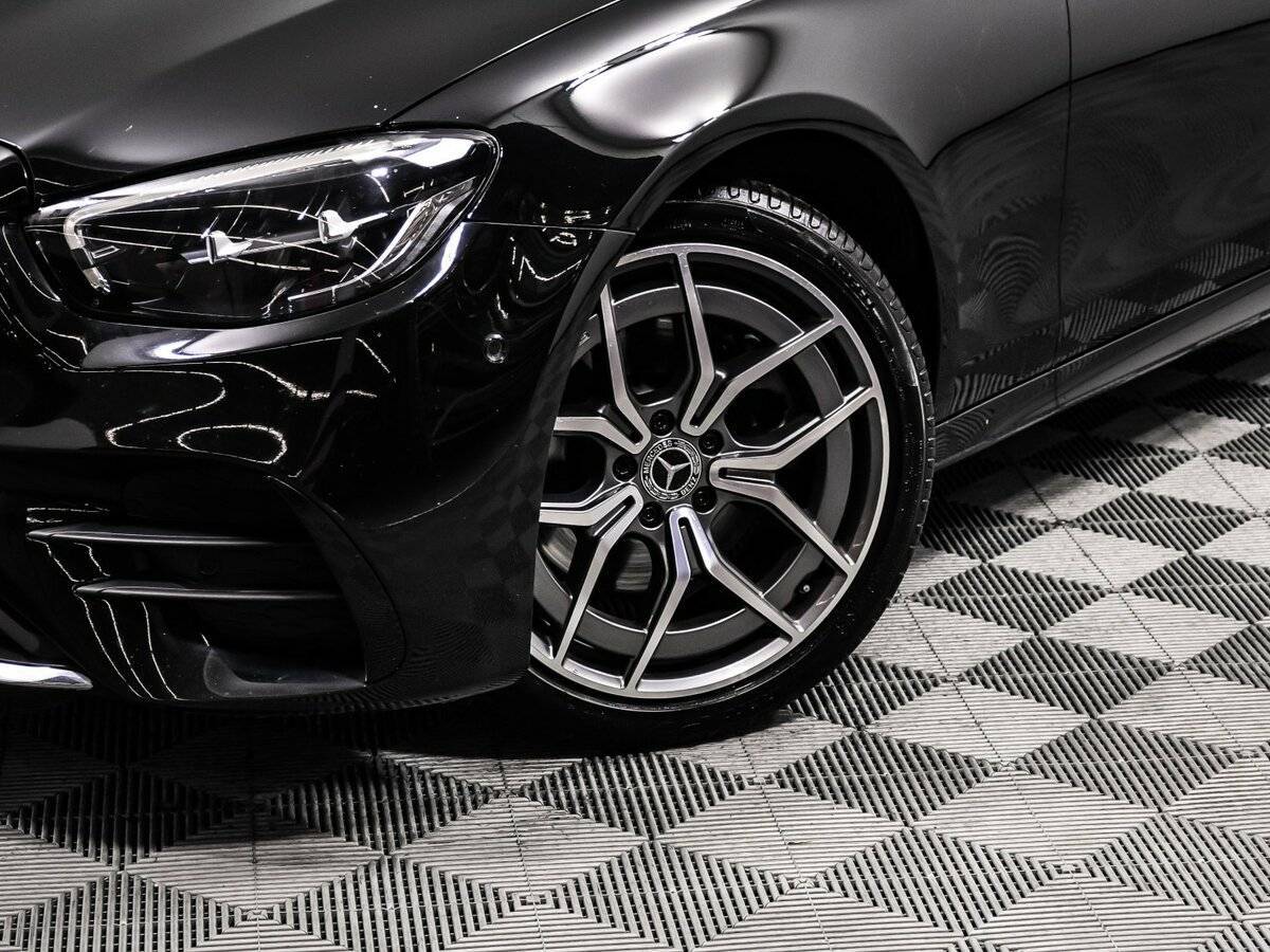 Купить Mercedes-Benz E-Класс с пробегом. Фото: #13