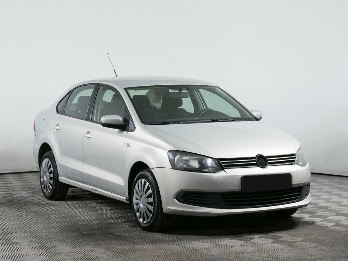 Купить Volkswagen Polo с пробегом. Фото: #2