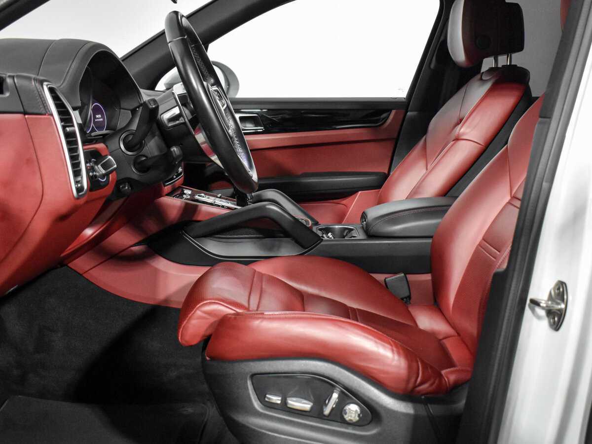 Купить Porsche Cayenne с пробегом. Фото: #9
