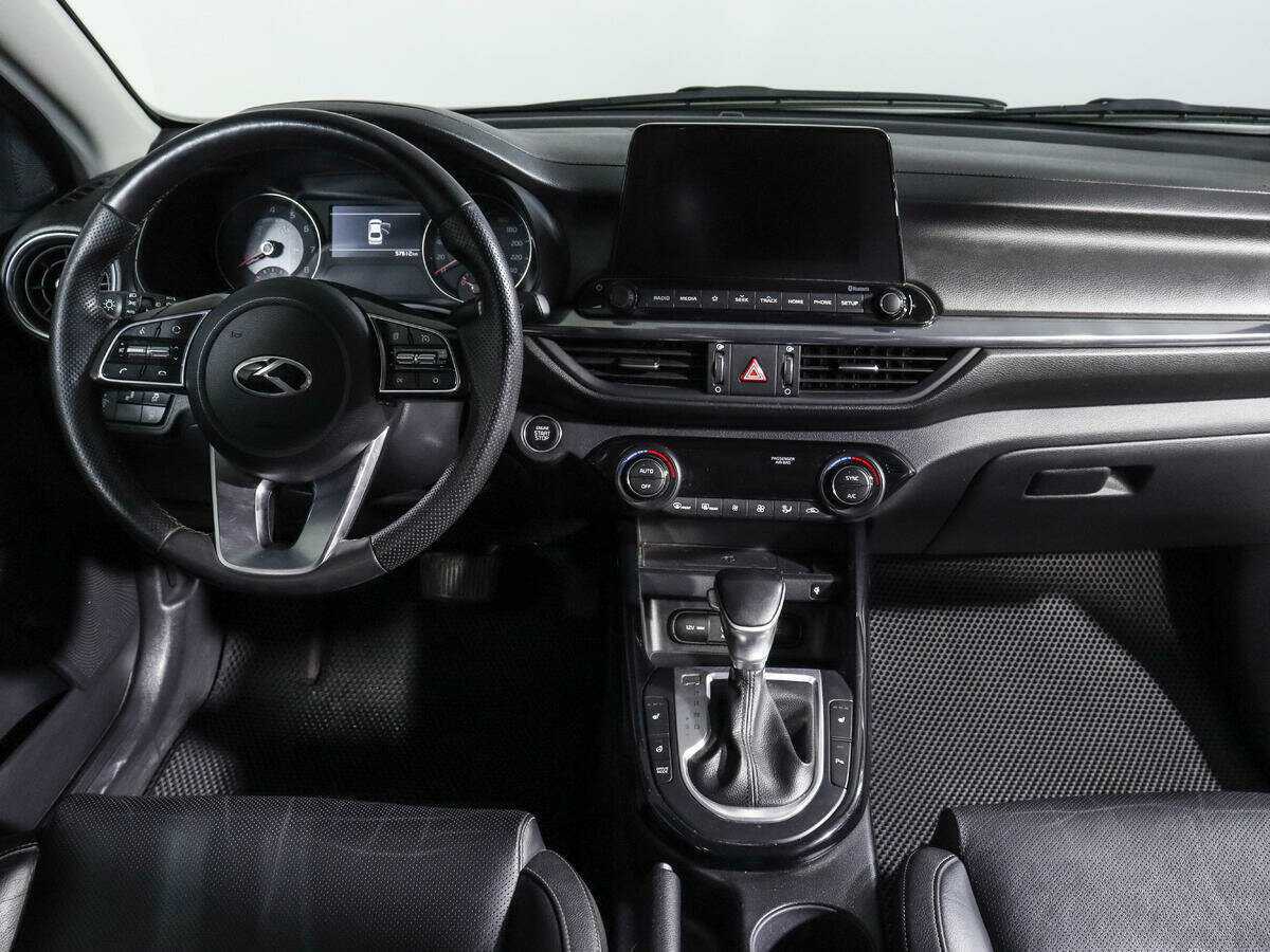 Купить Kia Cerato с пробегом. Фото: #10