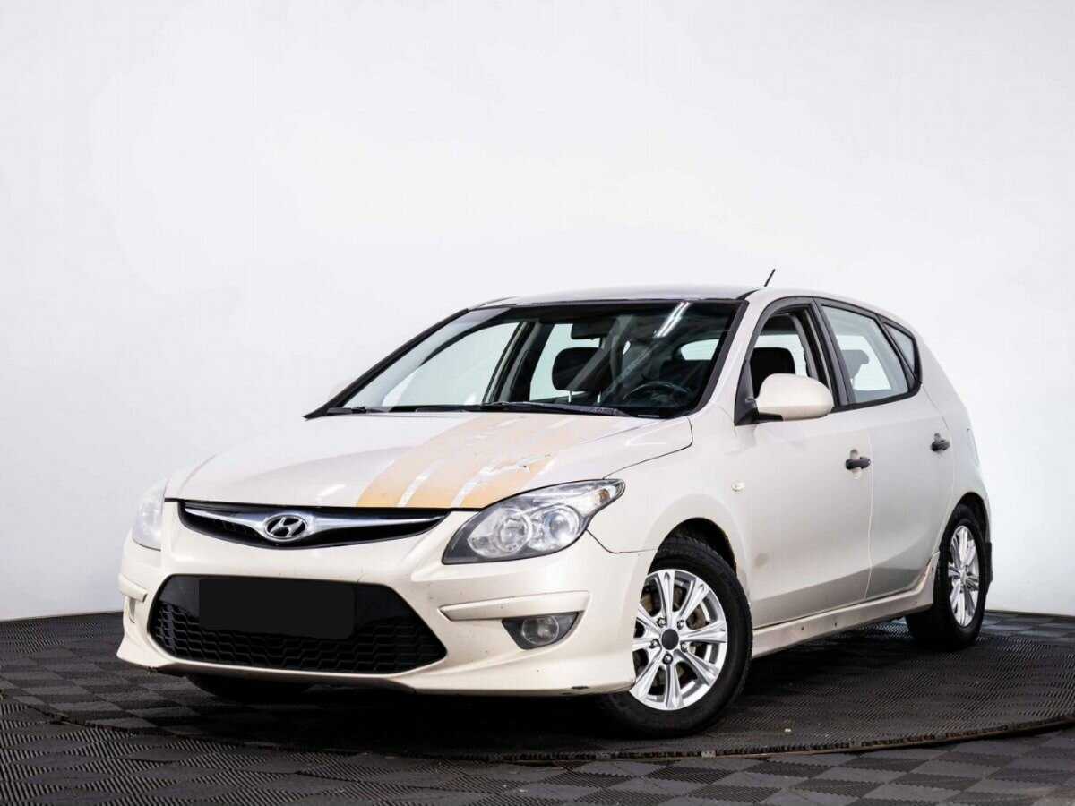 Купить Hyundai i30 с пробегом. Посмотреть фото