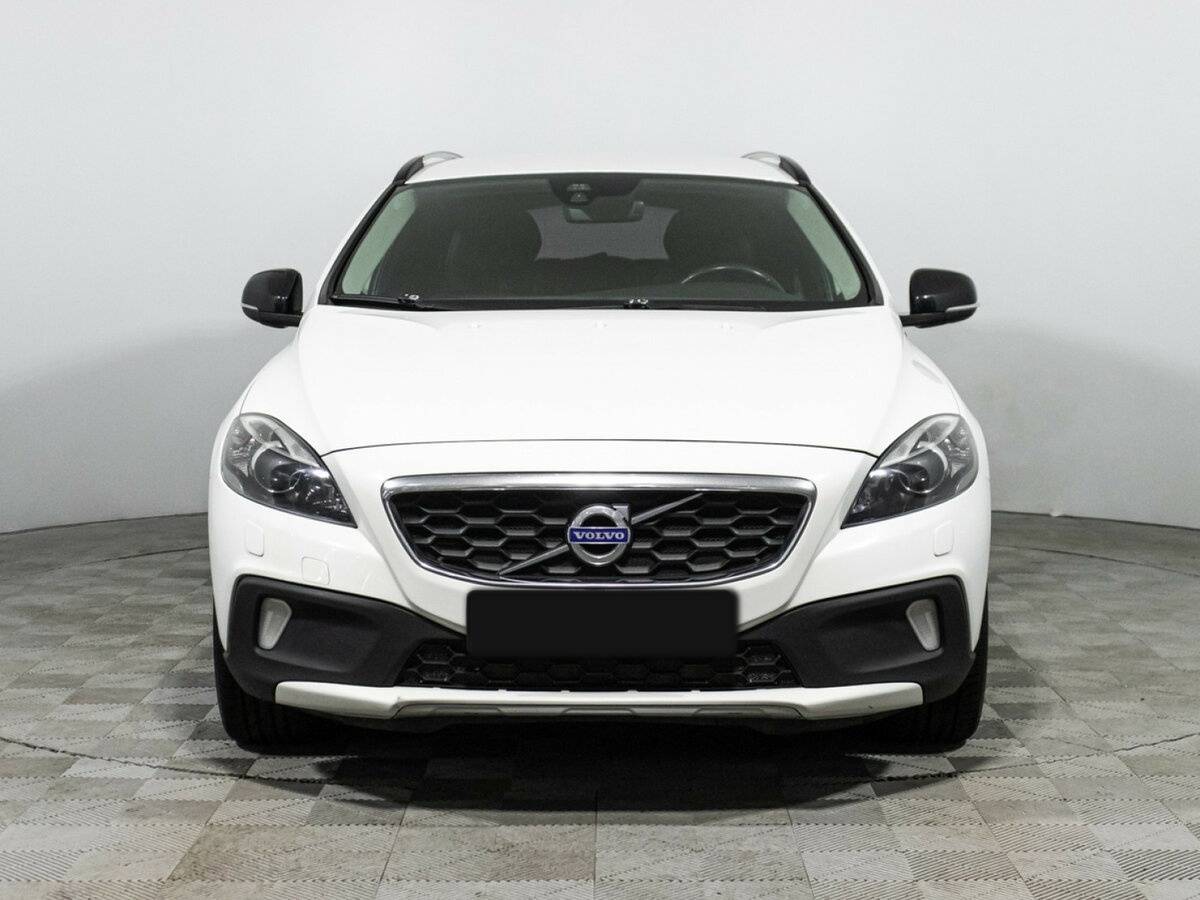 Купить Volvo V40 Cross Country с пробегом. Фото: #1
