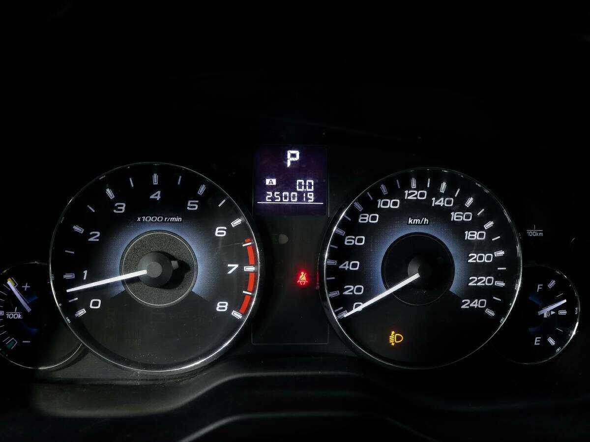 Купить Subaru Legacy с пробегом. Фото: #12