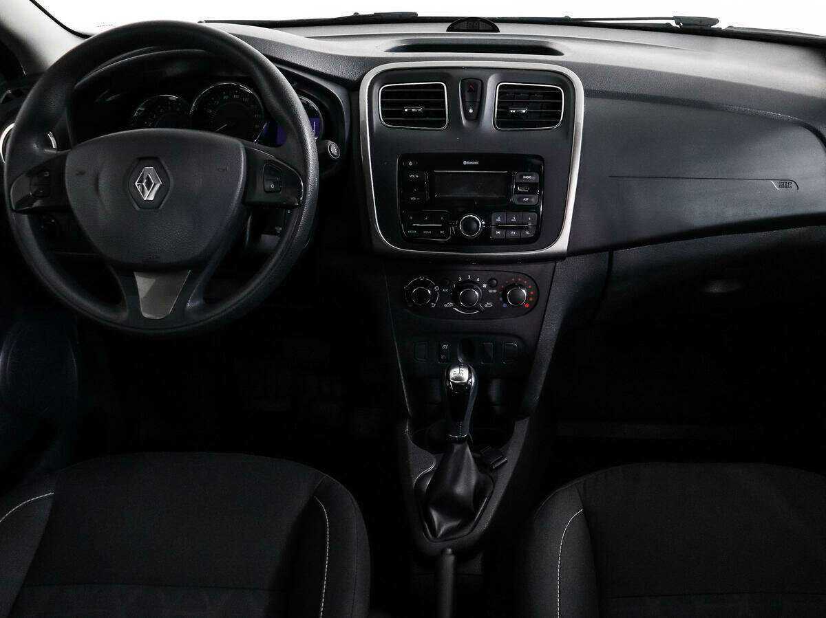 Купить Renault Sandero с пробегом. Фото: #9