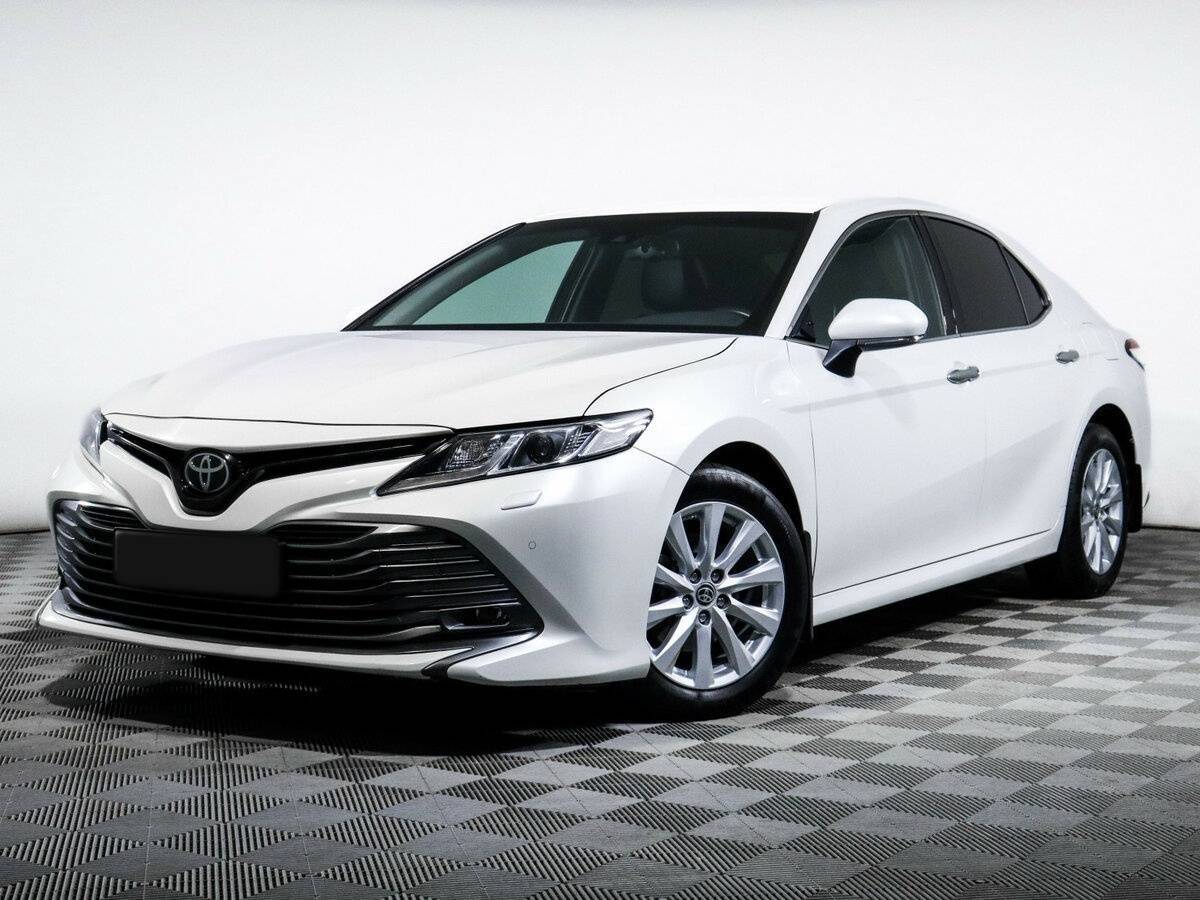 Купить Toyota Camry с пробегом. Посмотреть фото