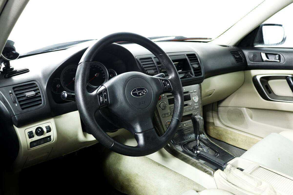 Купить Subaru Outback с пробегом. Фото: #12