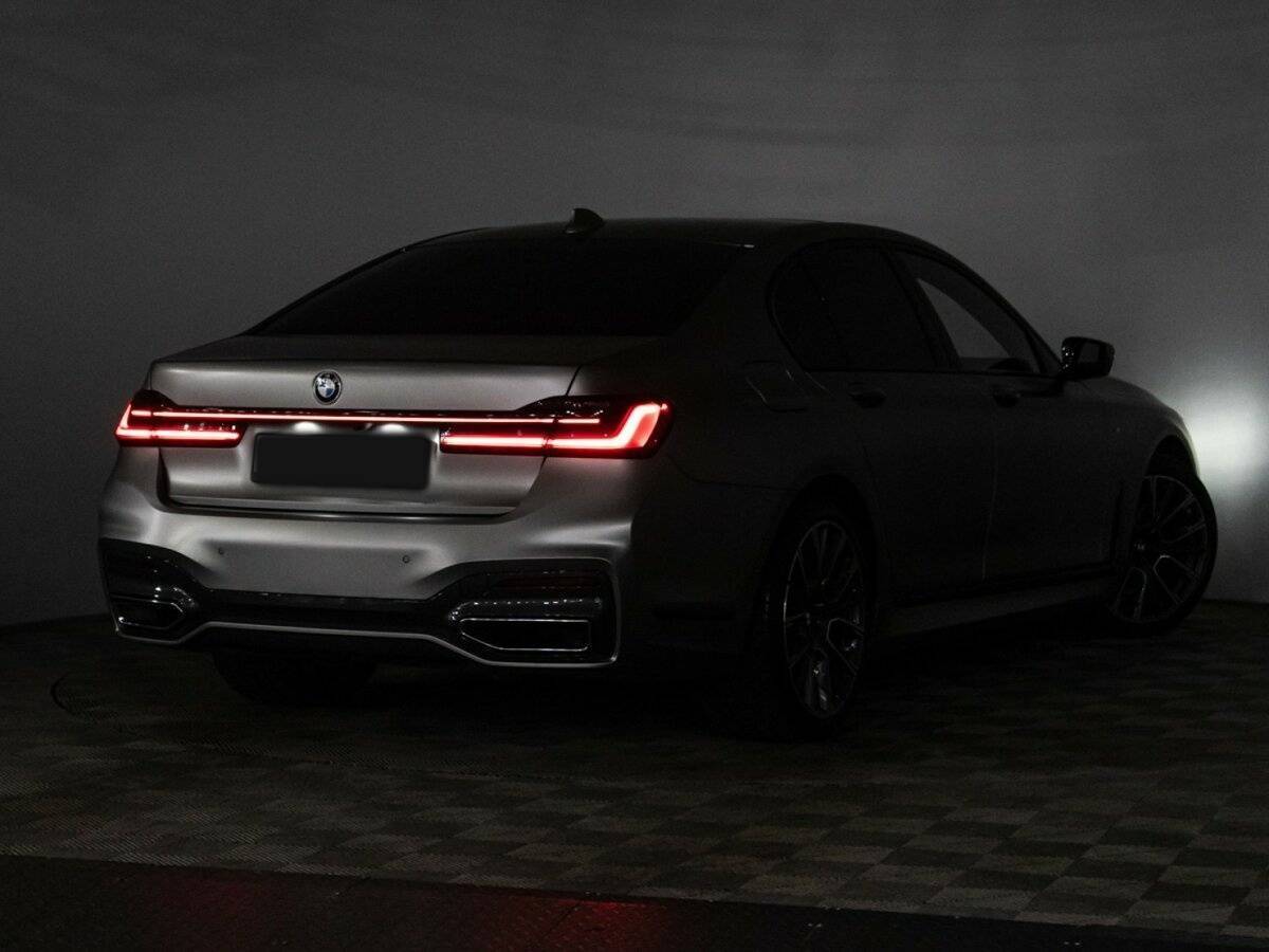 Купить BMW 7 серии с пробегом. Фото: #33