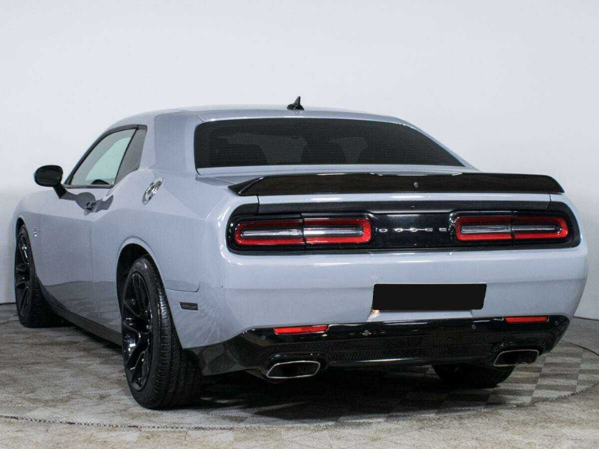 Купить Dodge Challenger с пробегом. Фото: #6