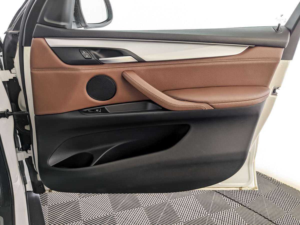 Купить BMW X5 с пробегом. Фото: #19