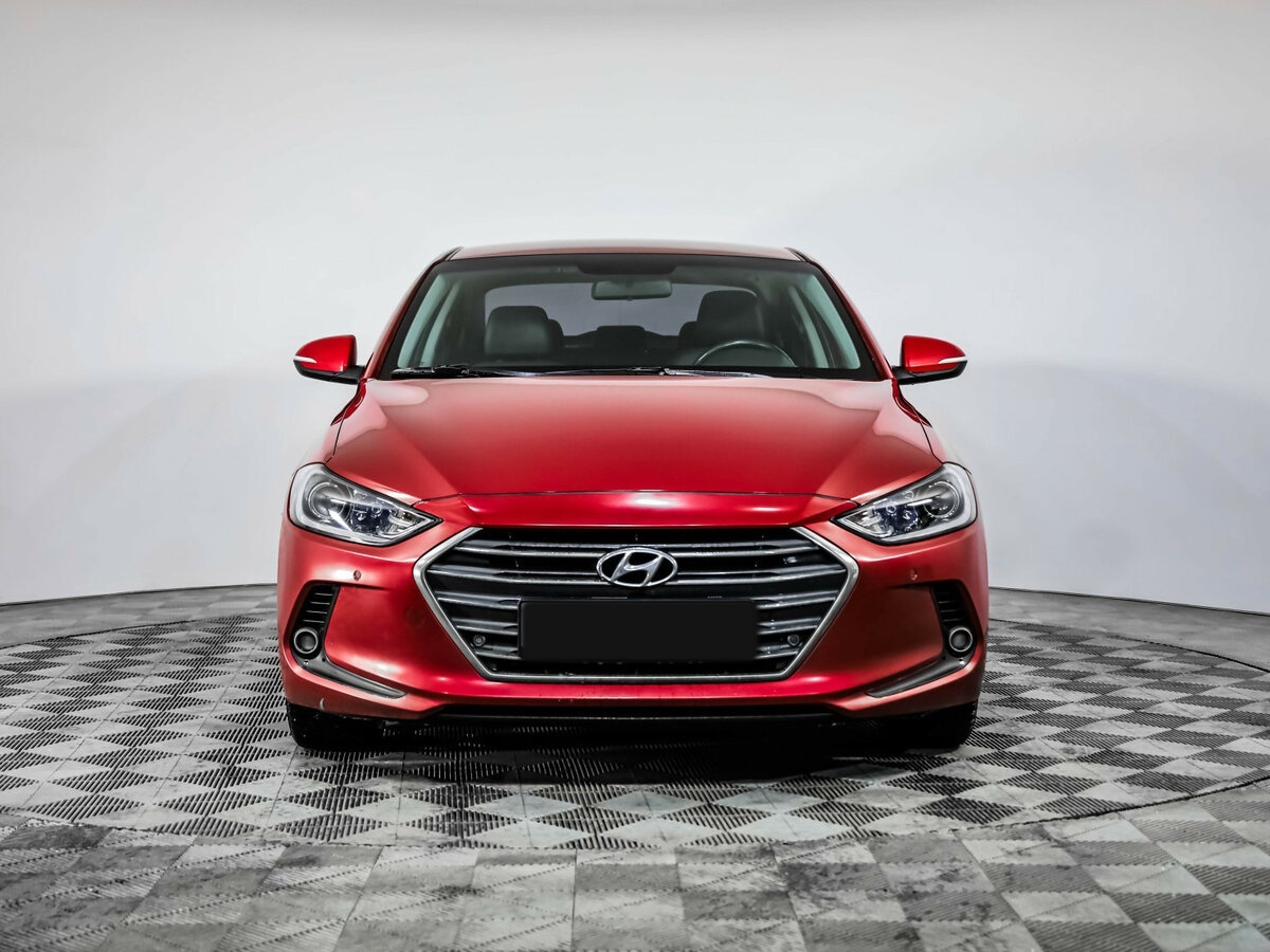 Купить Hyundai Elantra с пробегом. Фото: #1