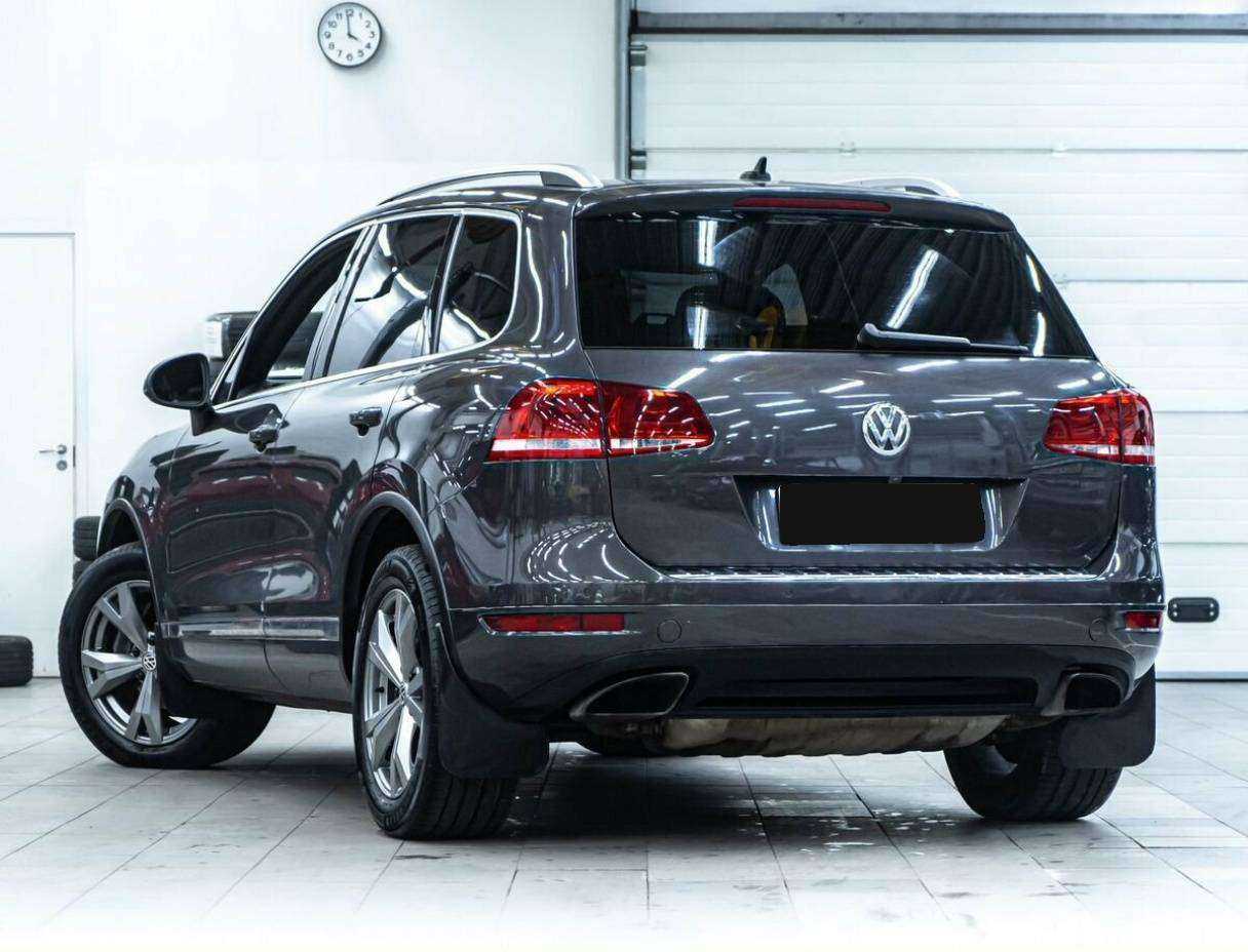 Купить Volkswagen Touareg с пробегом. Фото: #3