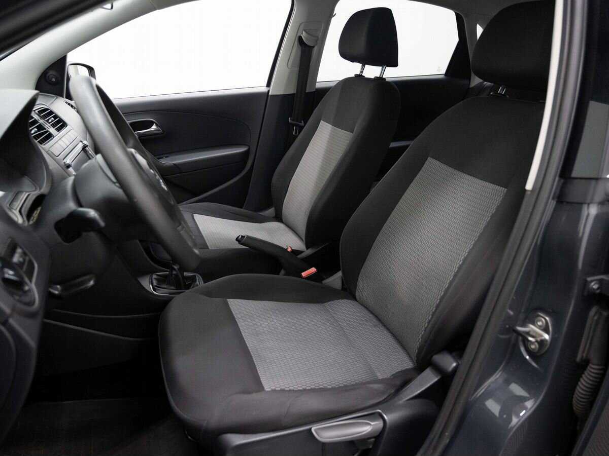 Купить Volkswagen Polo с пробегом. Фото: #7